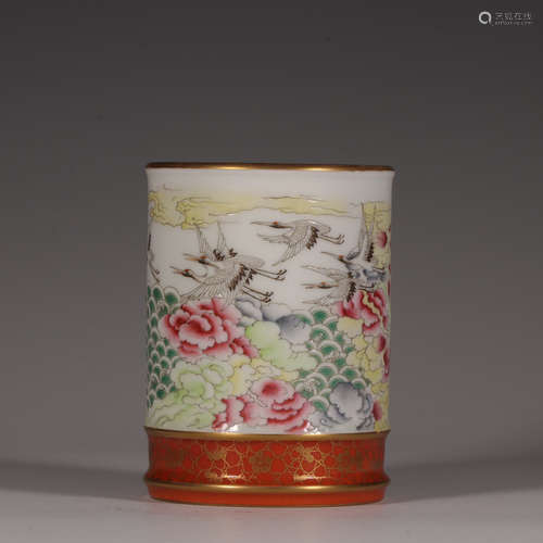 Chinese Famille Rose Gold Painted Porcelain Brush Pot