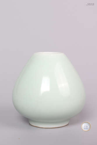 Chinese Porcelain Jar