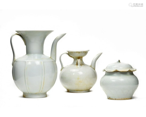 THREE CHINESE CELADON PORCELAIN VESSELS