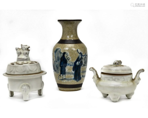 THREE CHINESE PORCELAIN VESSELS