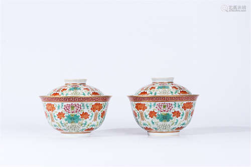 A Pair of Chinese Famille-Rose Porcelain Bowls with Cover