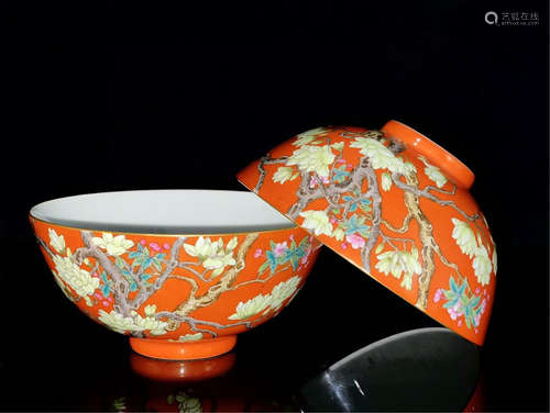 A Pair of Chinese Porcelain Bowls