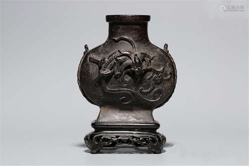 A Chinese Bronze Vase