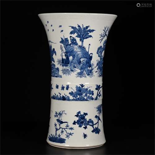 A Chinese Blue and White Porcelain Vase