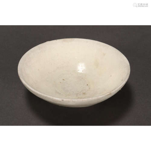 A Chinese Song White Glazed Dish
