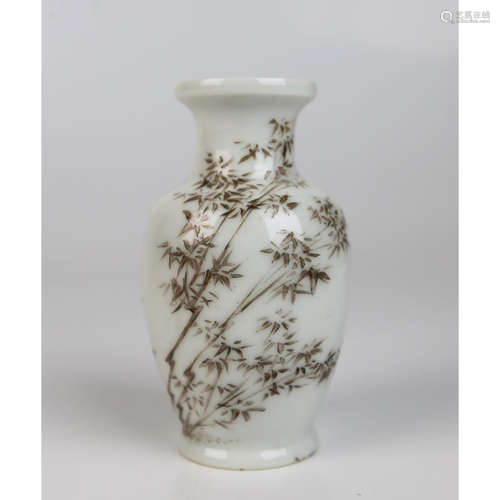 a chinese famille rose vase by Xu Zhong Na