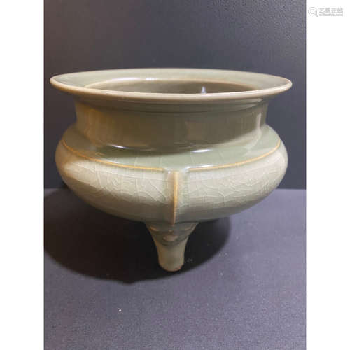 a chinese southern song long quan censer