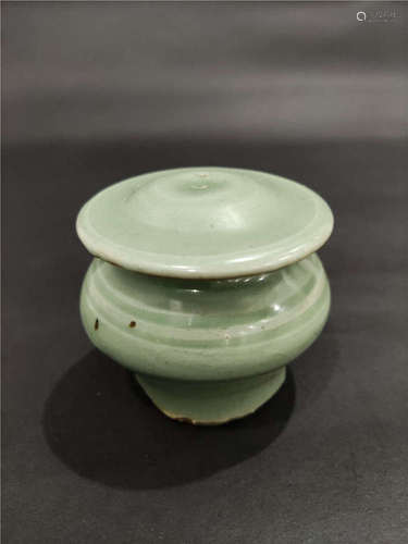 a chinese ming long quan jar with cover