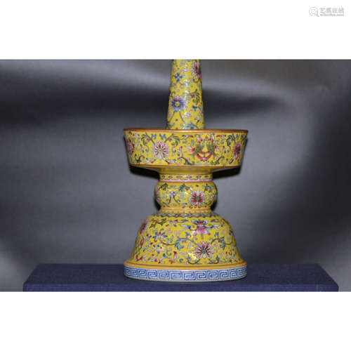 a chinese famille rose porcelain candle holder Qian Long Mark