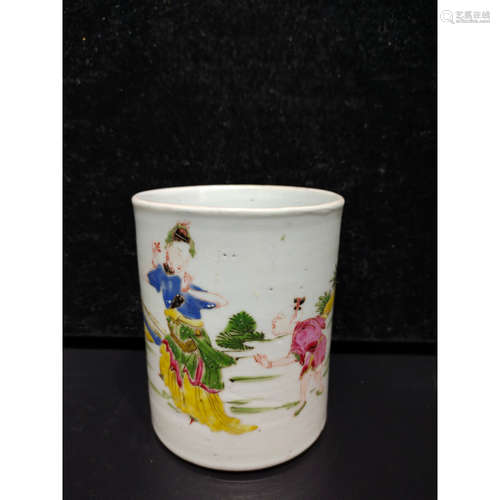 a chinese yong zheng famille rose brush pot