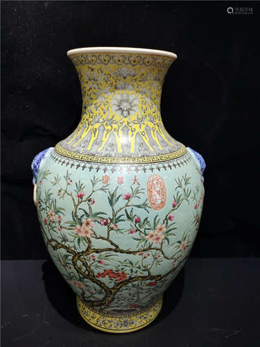 a large chinese famille rose porcelain vase