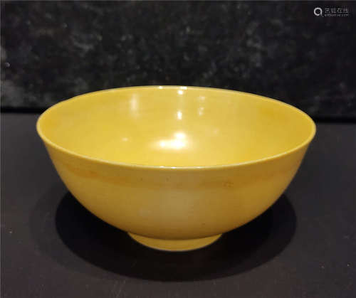 a chinese yellow glaze porcelain bowl