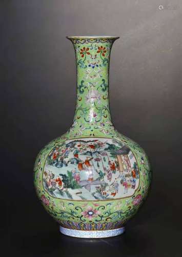 a chinese famille rose porcelain bottle vase