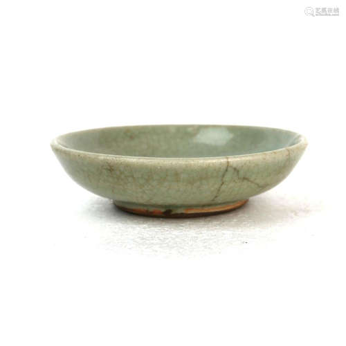 a chinese ge yao porcelain dish