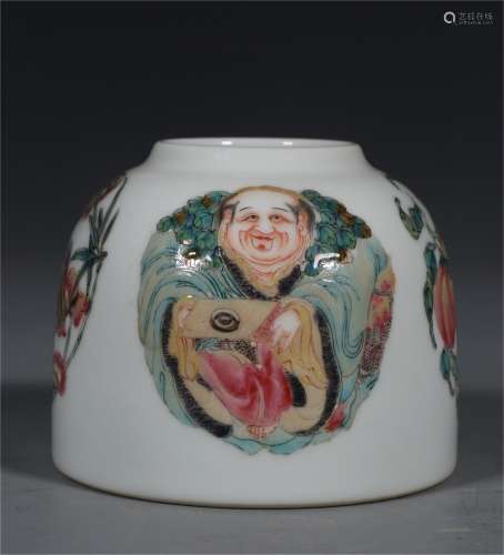 A Chinese Famille-Rose Porcelain Water Pot