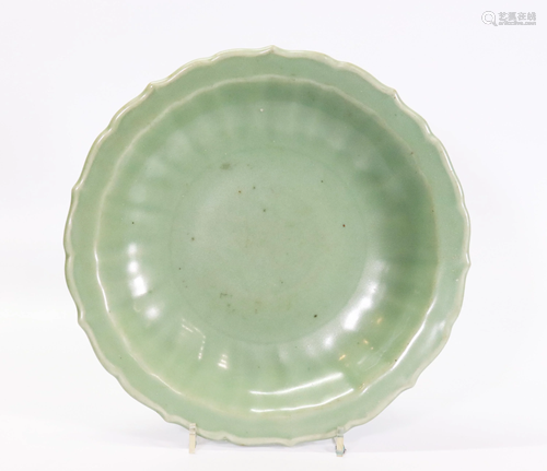 Chinese Ming Dynasty Longquan Celadon Plate