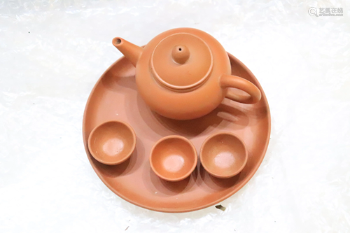 Chinese Yixing Standard Teapot, 3 Cups, Tray