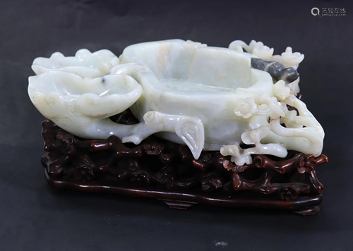 Chinese 19 Century White & Gray Jade Brush Washer