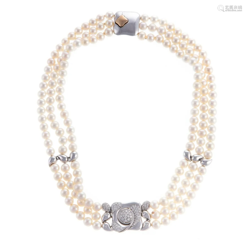 La Nouvelle Bague Pearl & Diamond Necklace in 18K