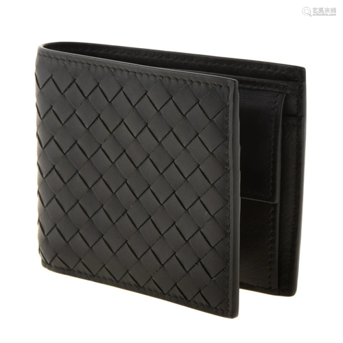 A Bottega Veneta Intrecciato Weave Bifold Wallet