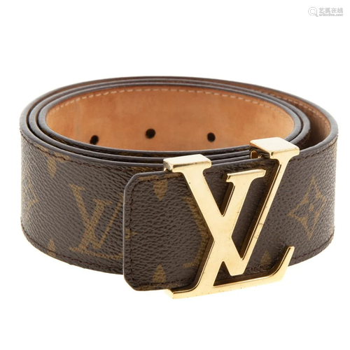 A Louis Vuitton Initiales Leather Belt