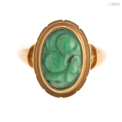 A Potter & Mellen Carved Jade Ring in 14K