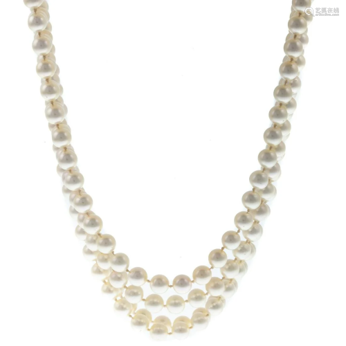 A Four-Strand Pearl Necklace with 14K Clasp