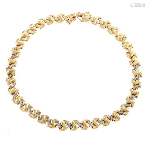 A Diamond Herringbone Link Collar in 14K