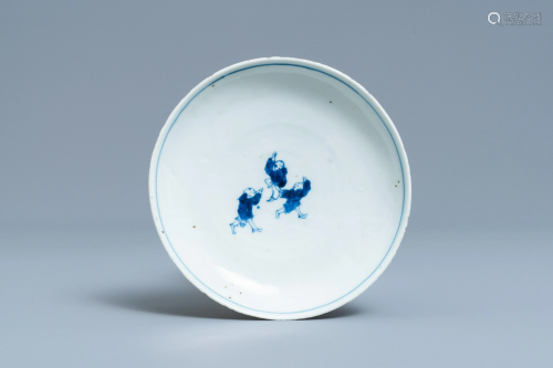 A Chinese blue and white ko-sometsuke plate with three