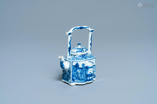 A Chinese blue and white teapot and cover, Kangxi