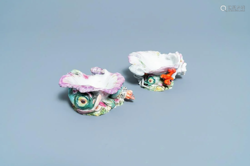 Two Chelsea porcelain shell-form salts, England, 18th