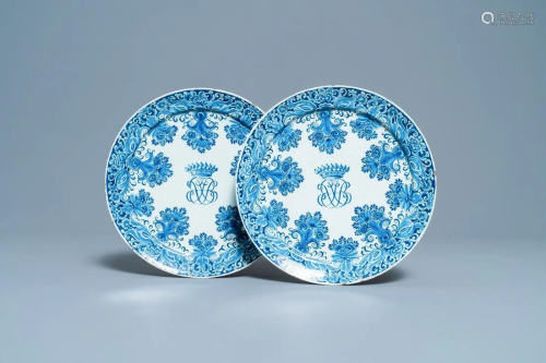 A pair of Dutch Delft blue and white plates with