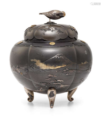 A small shibuichi incense burner Meiji era (1868-1912), early 20th century