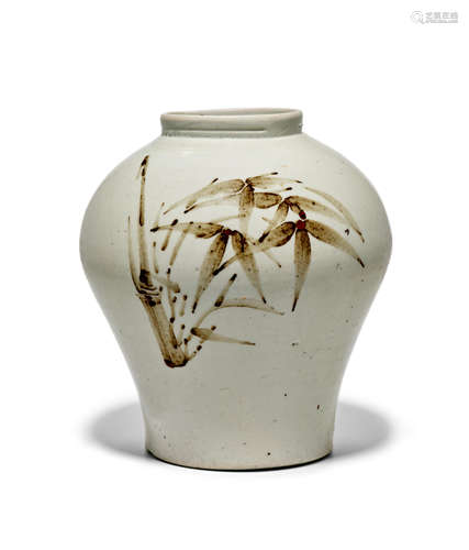 An iron-decorated white porcelain jar Joseon dynasty (1392-1897), 18th/19th century