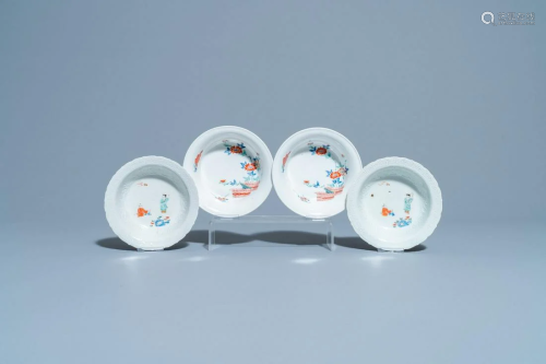 Four Japanese Kakiemon-style bowls with floral design