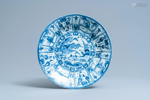 A Chinese blue and white kraak porcelain 'go-players'