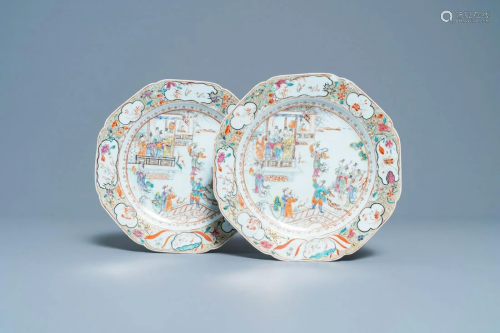 A pair of octagonal Chinese famille rose 'Mandarin