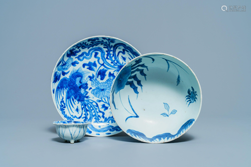 A Chinese blue and white 'phoenix' dish, a 'crab' bowl