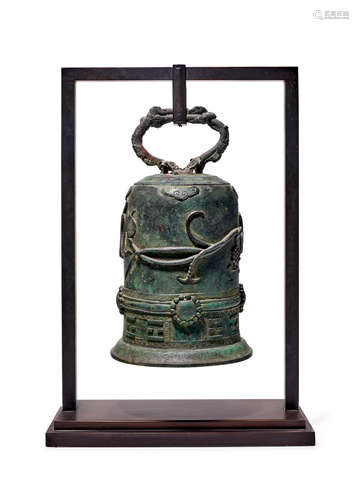 A bronze bell Edo period (1615-1868), 19th century