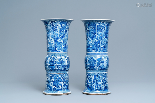 A pair of large Chinese blue and white 'Long Eliza'