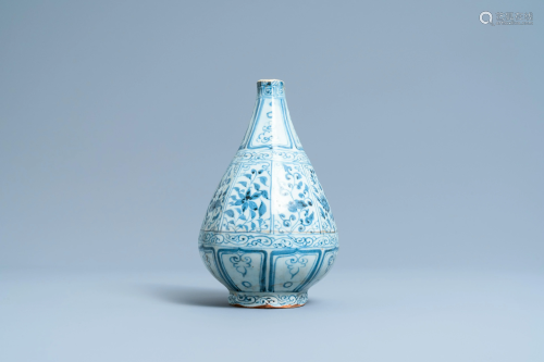 A Chinese blue and white octagonal bottle vase with