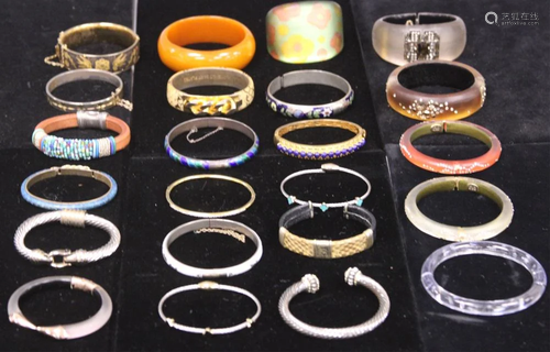 COLLECTION OF (23) FANCY LADYS BRACELETS