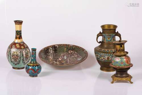 A lot of various Asian objects (5x), 19th/20th century.