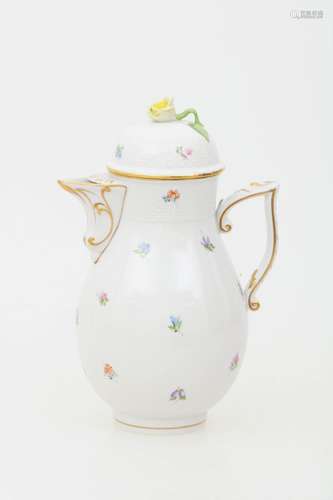 A porcelain coffee pot, Herend, Hungary, late 20th century.