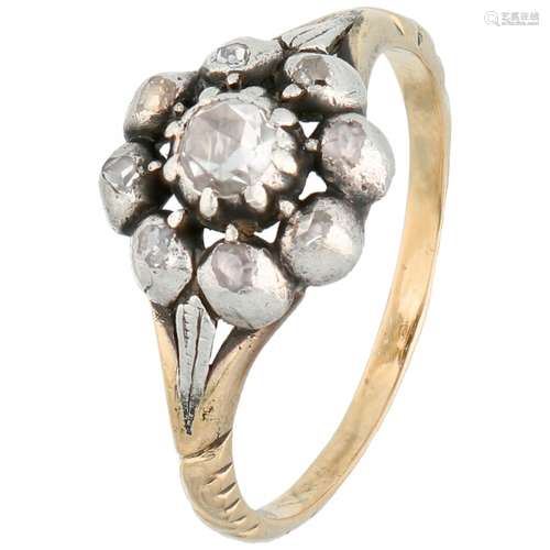 Yellow gold rosette ring, with 9 rose cut diamonds - 14 ct.