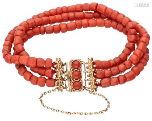 Three-row red coral bracelet with a rose gold case closure - 14 ct.