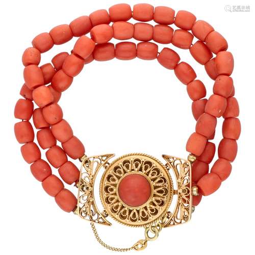 Three-row red coral bracelet with an open-worked yellow gold closure - 14 ct.