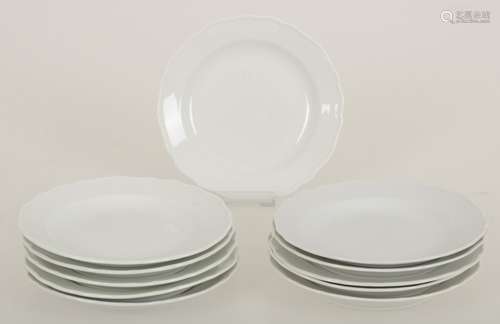 A set of (11) porcelain plates. Meissen, 20th century.