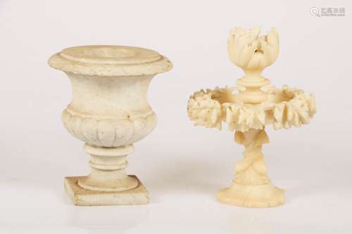 A lot with an alabaster piece de milieu and a natural stone coupe, France/ Italy, 1st half 20th cent