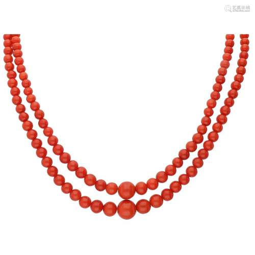 Two-row red coral necklace with a yellow gold closure - 18 ct.